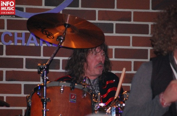 Paul Fenton (T.REX) la Hard Rock Cafe - 2012
