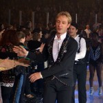 Evgeni Plushenko salută publicul bucureștean la Kings on Ice 2012