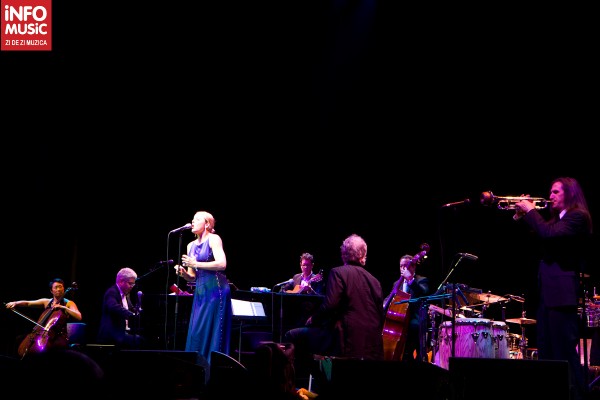 Pink Martini în concert la București pe 26 mai 2012