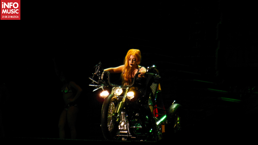 Lady Gaga în concert la București