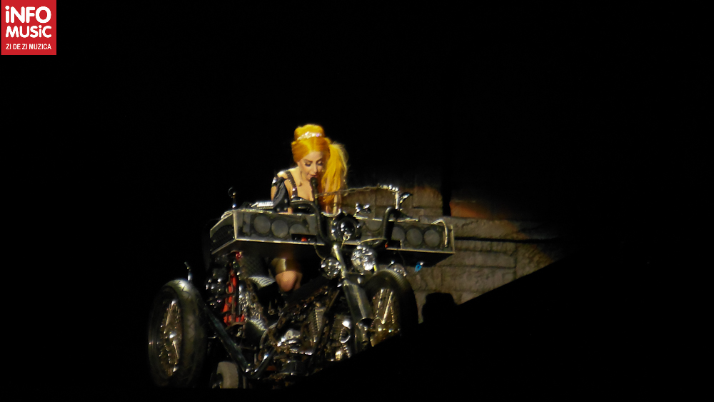 Lady Gaga în concert la București