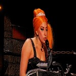 Lady Gaga în concert la București (proiectie)