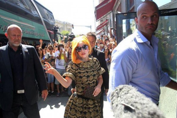 Lady Gaga a ajuns în România