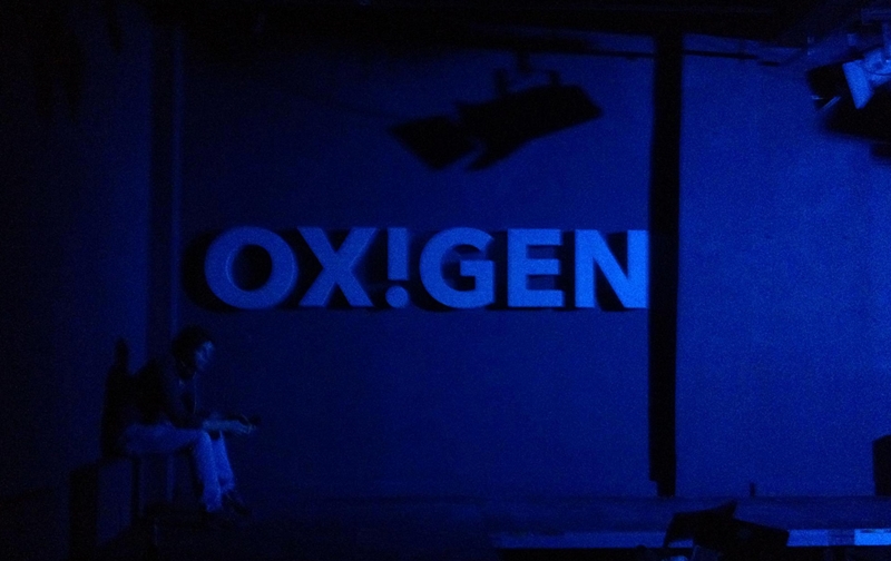 Spectacolul Oxigen la Teatrul Apropo