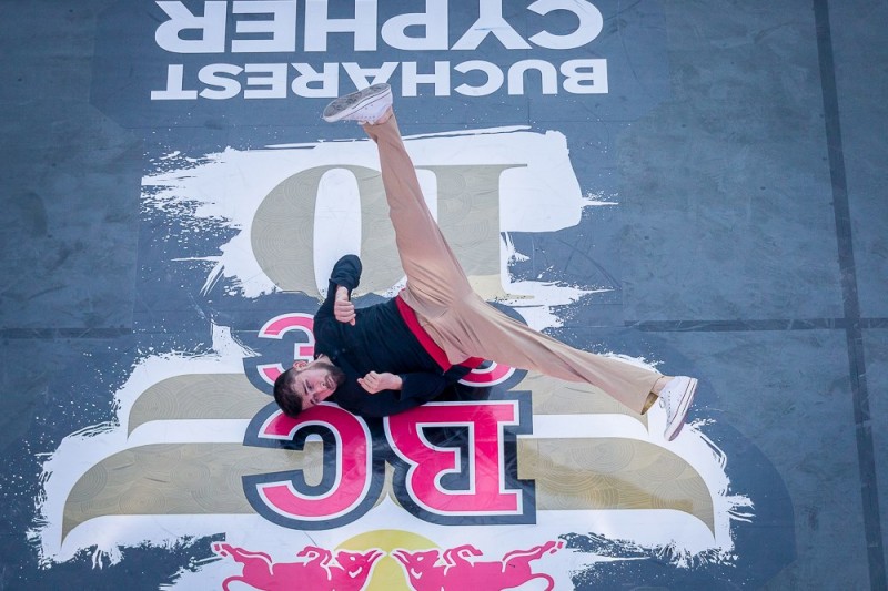 China este campion național la breakdance (2013)
