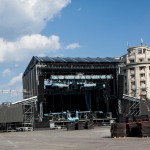 Pregatirile zonei pentru concertul Iron Maiden in Piata Constitutiei