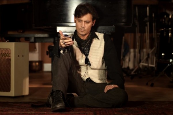 Johnny Depp în noul clip al lui Paul McCartney - "Queenie Eye"