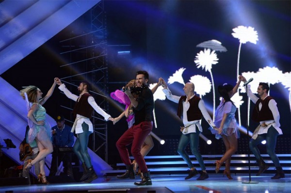 Florin Ristei în punctul culminant al interpretărilor solo din semifinala X Factor