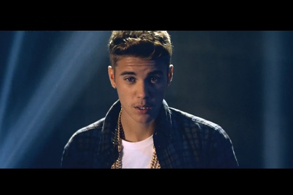 Secvență videoclip Justin Bieber - "Confident" feat. Chance The Rapper