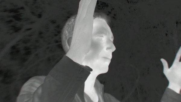 Secvență din videoclipul COLDPLAY - Midnight