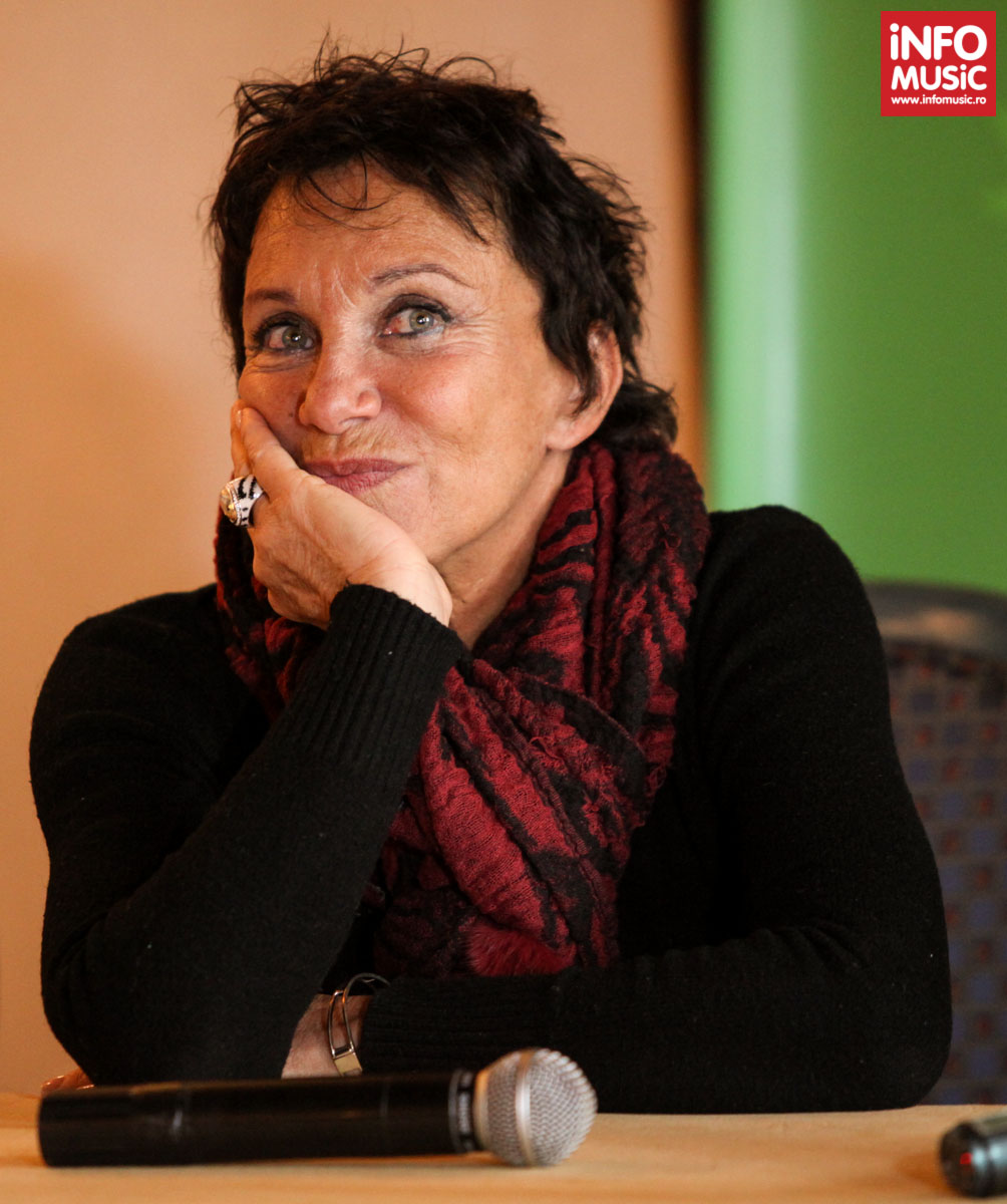 Angela Brambati (Ricchi e Poveri) la Bucuresti pe 26 februarie 2014