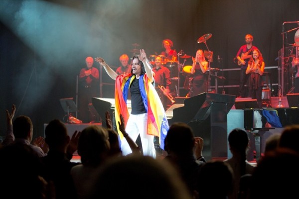 Yanni în concert la București, 2013, Sala Palatului