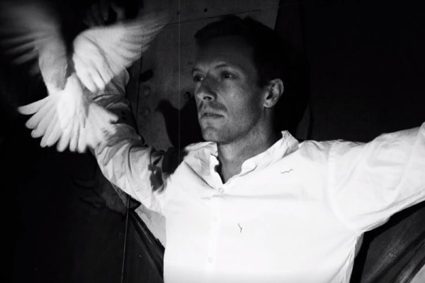 Coldplay - "Magic" (secvență videoclip)