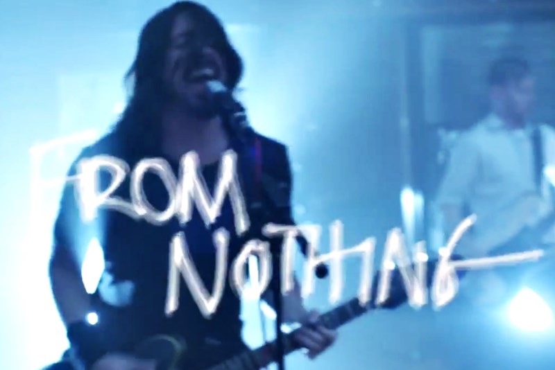 Foo Fighters - "Something From Nothing" (secvență lyric video)