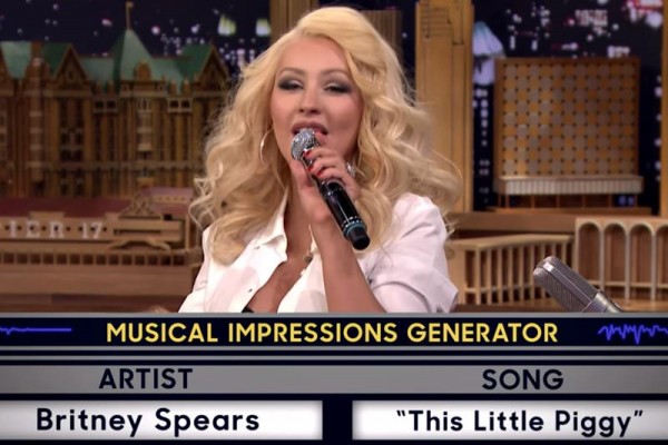 Christina Aguilera o imită pe Britney Spears în emisiunea lui Jimmy Fallon