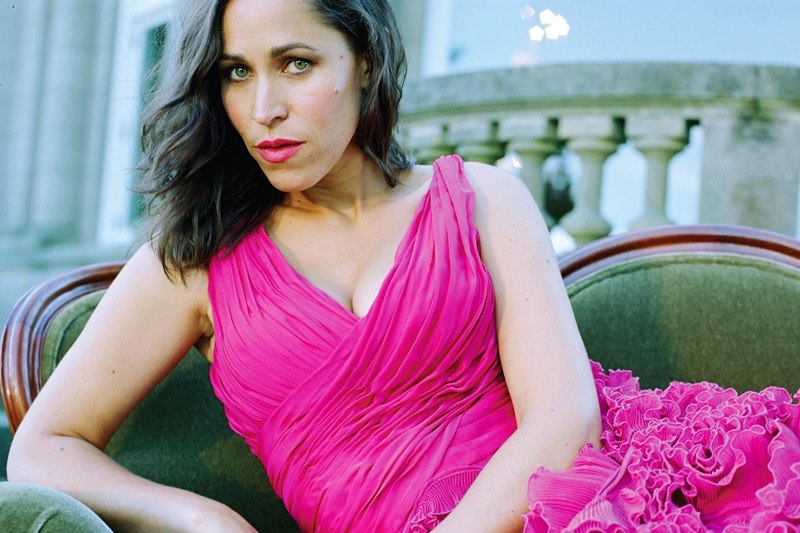 China Forbes, solista Pink Martini