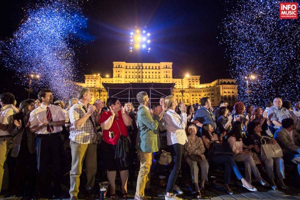 Concert Andre Rieu în Piața Constituției din București pe 6 iunie 2015