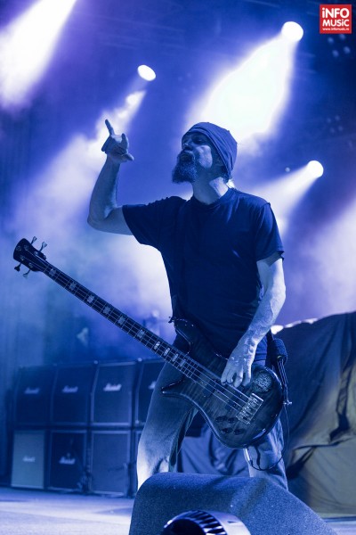Godsmack în concert la Arenele Romane din București pe 27 iunie 2015