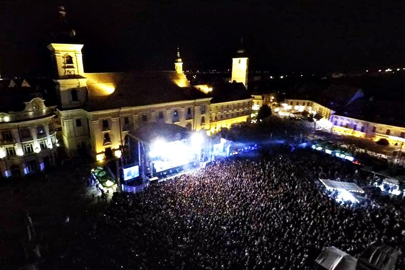 Publicul prezent la ARTmania Festival 2015