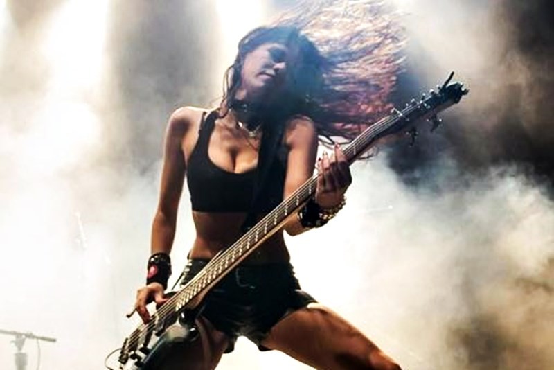 Jen Majura, noul chitarist Evanescence