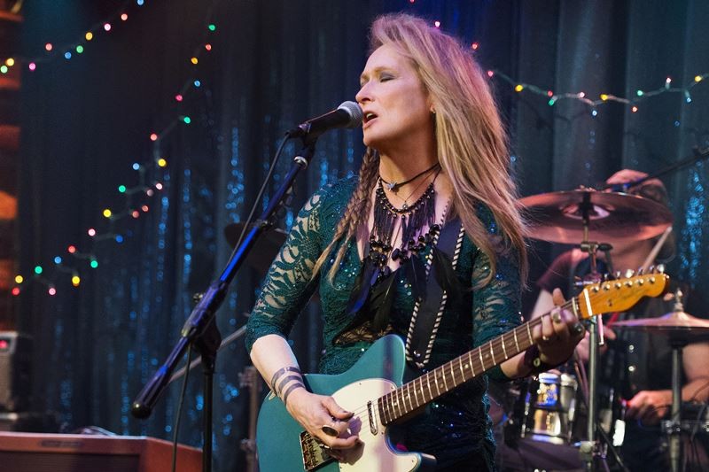 Meryl Streep cântând în filmul ”Ricki and The Flash”