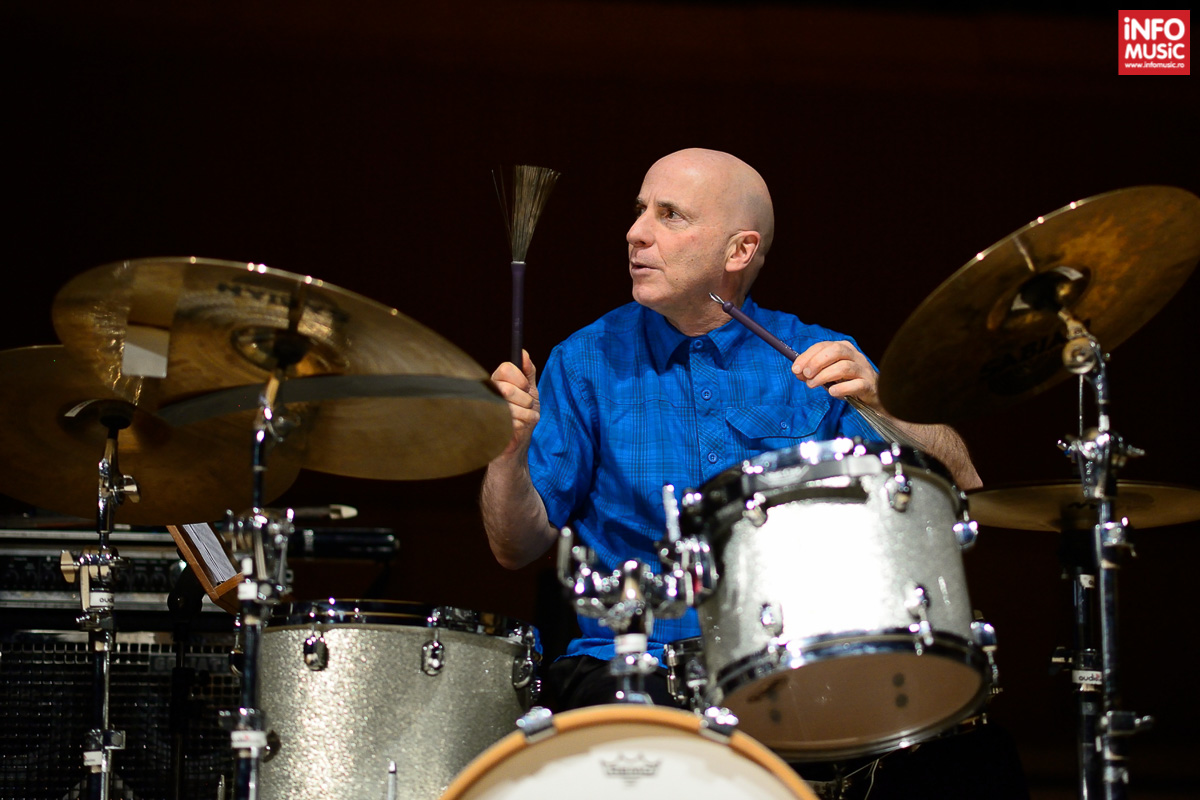Joey Baron în concert John Abercrombie Quartet la Sala Radio pe 17 octombrie 2015