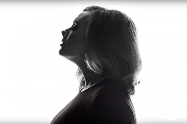 Adele la SNL, 2015