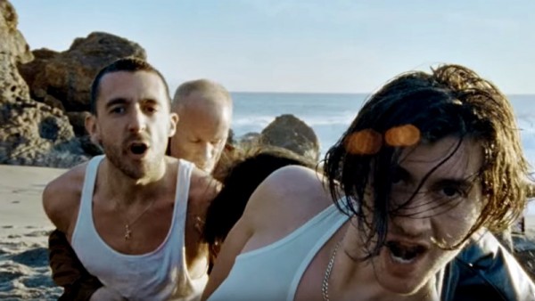The Last Shadow Puppets - Aviation
