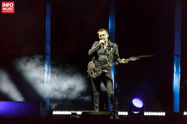 Matt Bellamy (chitară, voce)