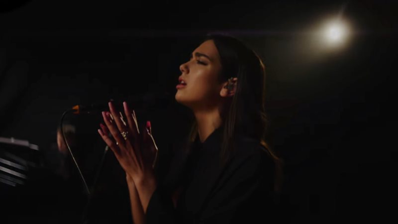 Videoclip Martin Garrix And Dua Lipa Scared To Be Lonely Acoustic 