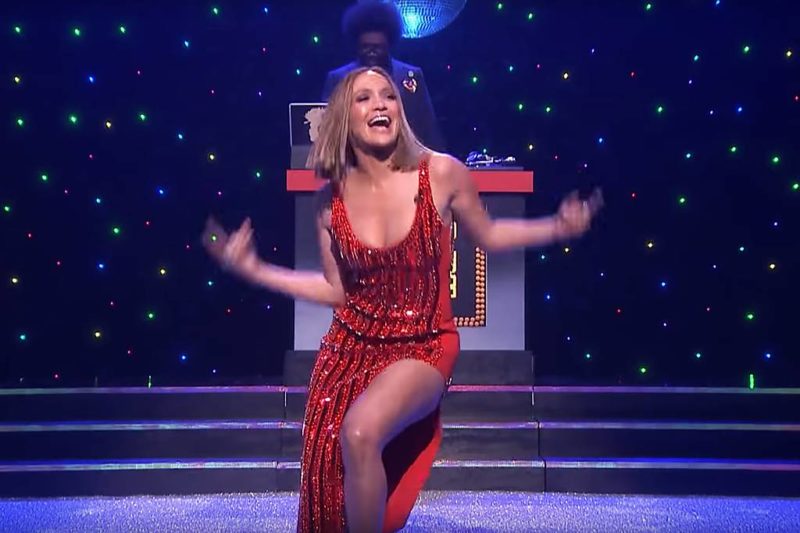 Jennifer Lopez VS. Jimmy Fallon (Fast Dance Off)