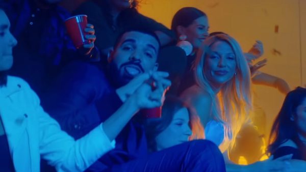 Videoclip Drake I'm Upset