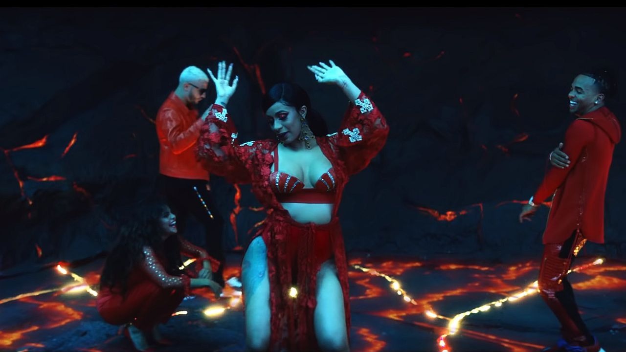 Videoclip DJ Snake Selena Gomez Ozuna Cardi B Taki Taki