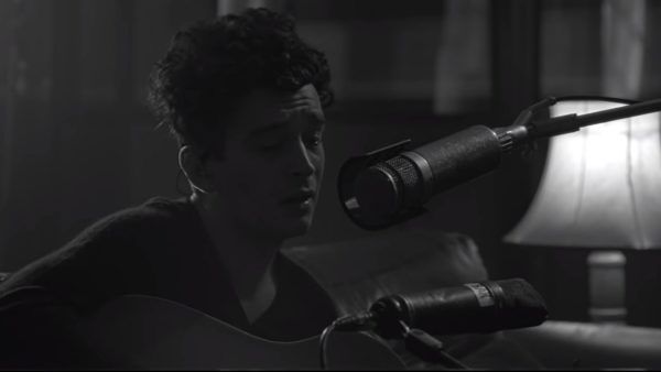 Videoclip The 1975 Be My Mistake acustic