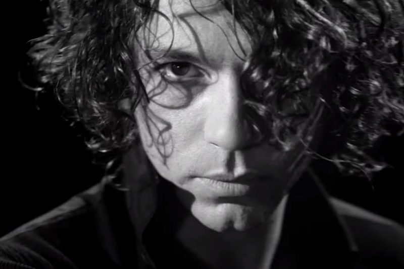 Michael Hutchence în trailerul filmului ”Mystify”