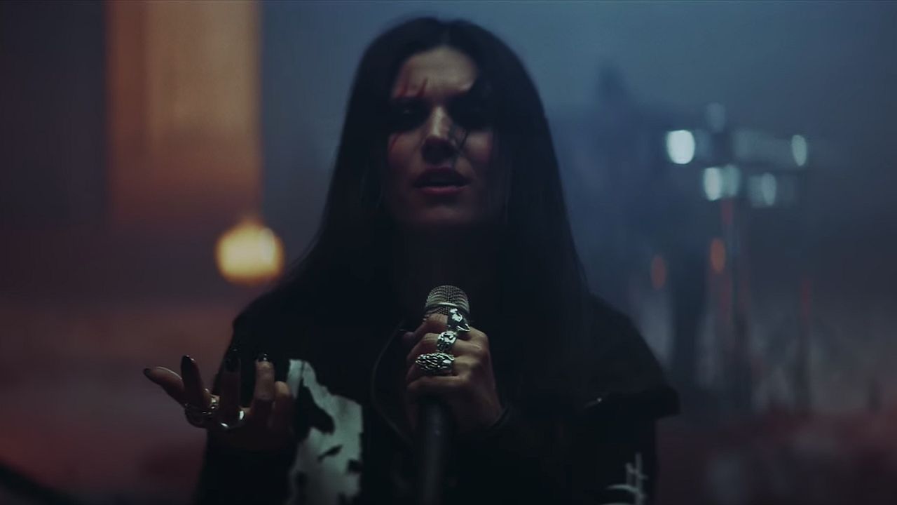 Videoclip Lacuna Coil Layers of Time
