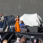 Trupa Gramofone si Marina Arsene în deschiderea concertului Bon Jovi de pe 21 iulie 2019