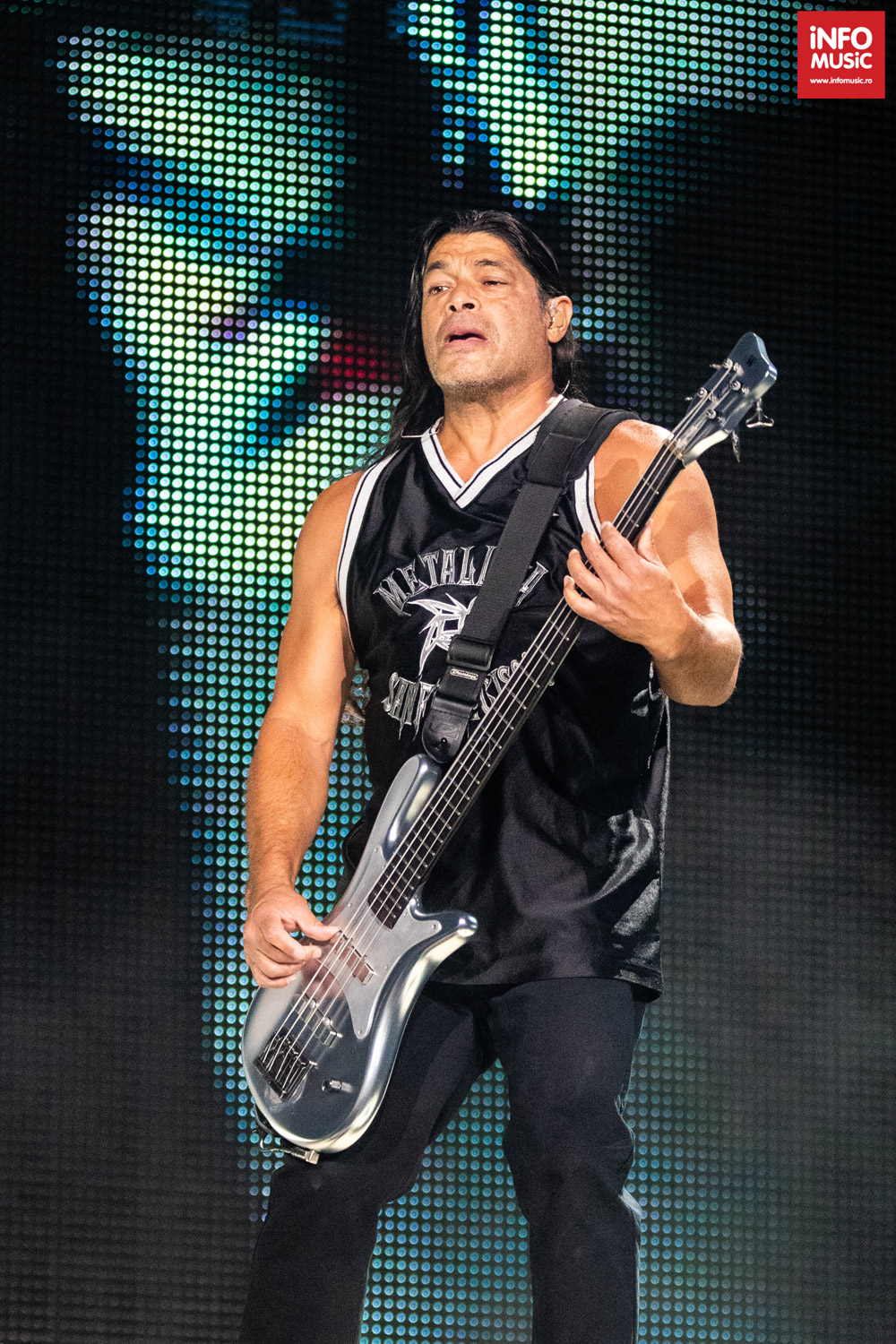 Robert Trujillo în concertul Metallica de la București pe 14 august 2019