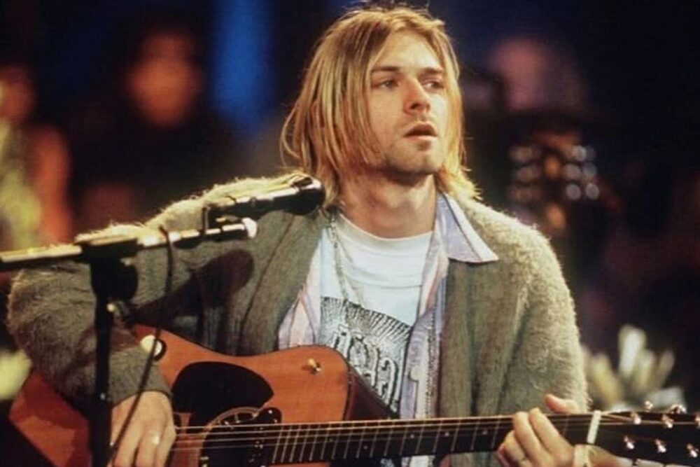 Pulover Kurt Cobain MTV Unplugged 1993 licitatie