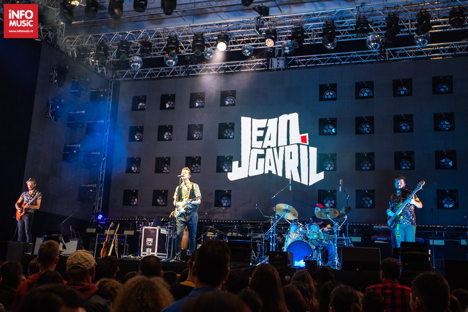Jean Gavril a deschis concertul Smiley Omul din București pe 21 decembrie 2019