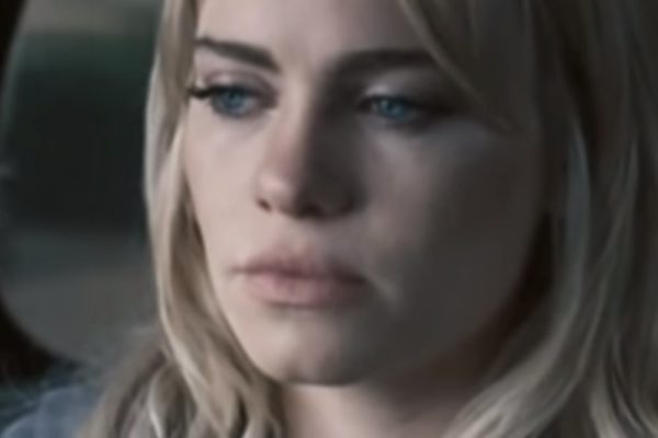 Duffy în videoclipul "Warwick Avenue" (Screenshot)