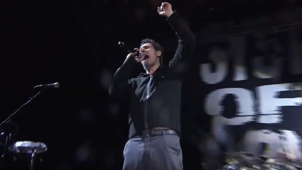 Serj Tankian (System Of A Down) Live (screenshot)
