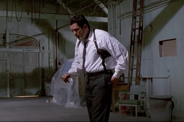 Michael Madsen în "Reservoir Dogs" (captură ecran)