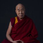 Dalai Lama în trailerul albumului "Inner World" (captură ecran)