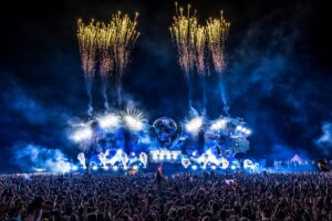 Atmosfera festivalului Tomorrowland 2019