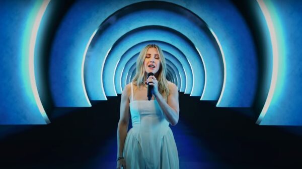 Ellie Goulding - New Heights | Official Live Performance