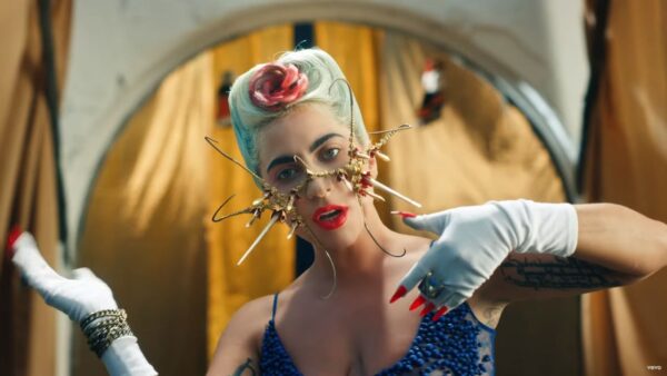 Videoclip Lady Gaga 911