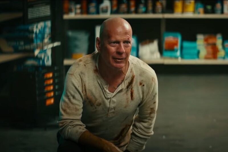 Bruce Willis în reclama pentru bateriile DieHard