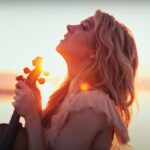 Lindsey Stirling - Angels We Have Heard On High