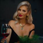 Videoclip Andreea Banica feat. Dorian Popa - Dragoste încercată